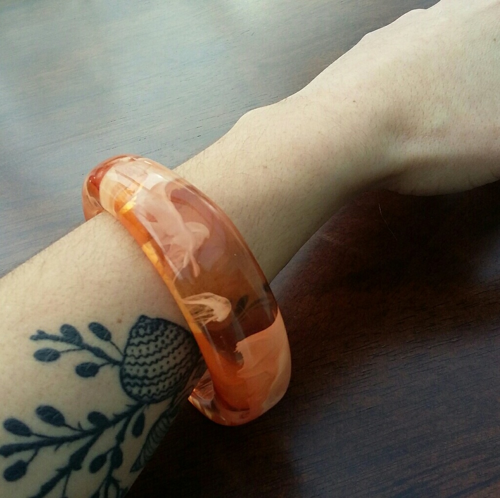 Asymmetrical bracelet